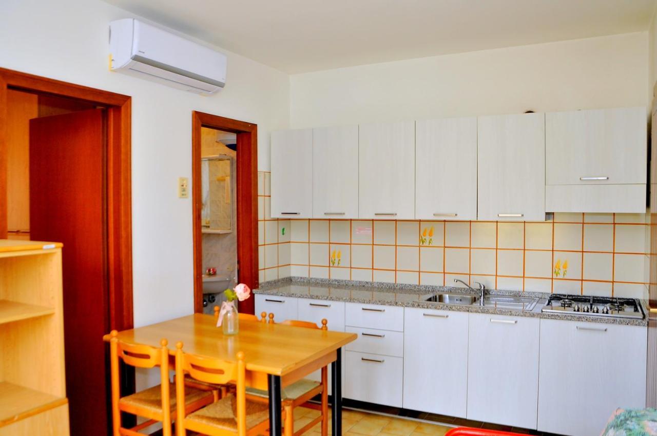Condominio Fenice Бибионе Экстерьер фото